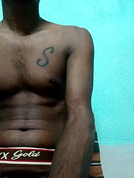 Snapshot of ShinuRoy chatting on October 17, 2025, 10:01 pm ShinuRoy online show from October 17, 2025, 10:01 pm