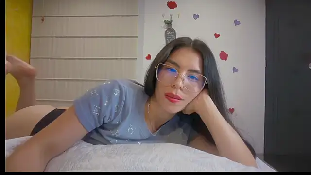 Snapshot of sasha_jonne chatting on March 2, 2026, 5:08 am sasha jonne online show from March 2, 2026, 5:08 am