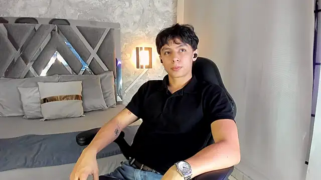 Tyler durten online show from October 4, 2025, 3:04 am