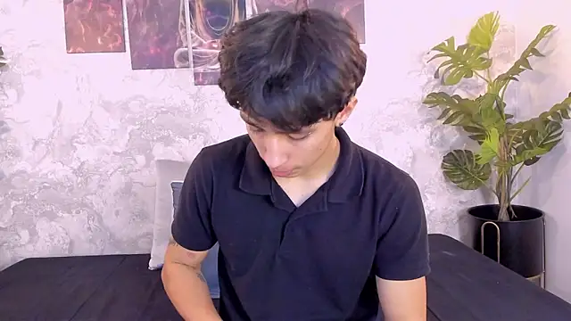 Tyler durten online show from October 26, 2025, 1:28 pm