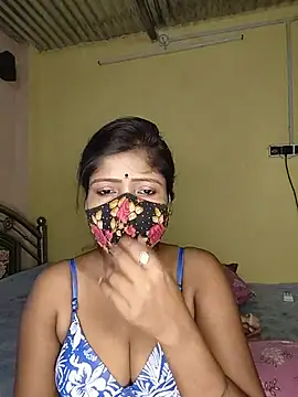 Love143A online show from May 13, 2026, 3:37 am