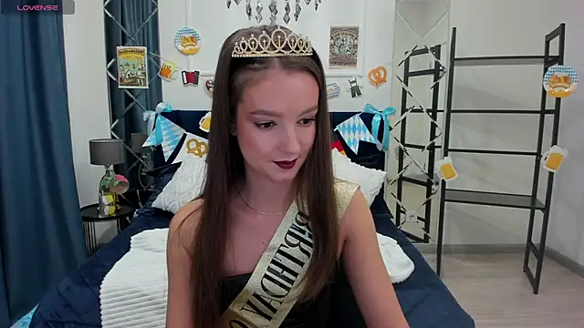 LoraSunnyy online show from September 30, 2025, 8:41 am