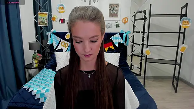 LoraSunnyy online show from October 1, 2025, 8:31 am