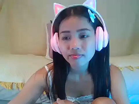 Snapshot of AnnewithanE chatting on September 21, 2025, 4:03 am AnnewithanE online show from September 21, 2025, 4:03 am