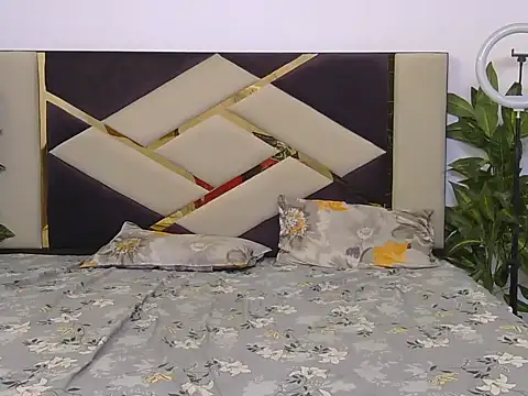 Its-ishikaa online show from September 9, 2025, 4:56 am