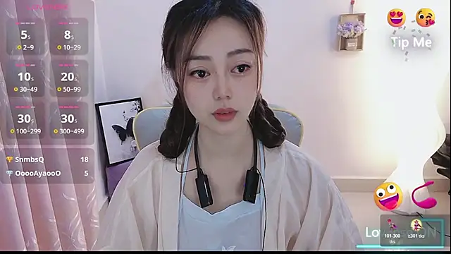 Abb-qiaoyi online show from October 25, 2025, 6:02 pm