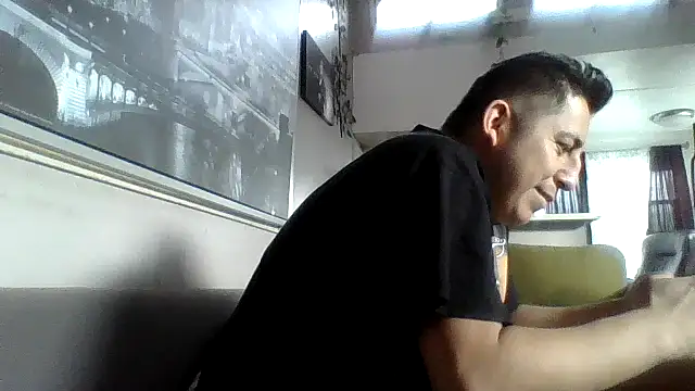 B3toBaby online show from November 17, 2025, 10:48 pm