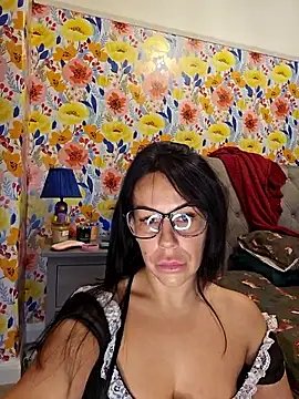 Snapshot of Filthymaddymilfy25 chatting on January 17, 2026, 12:10 pm Filthymaddymilfy25 online show from January 17, 2026, 12:10 pm