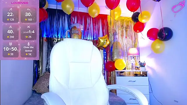 Ashley parkerr online show from September 23, 2025, 6:16 am