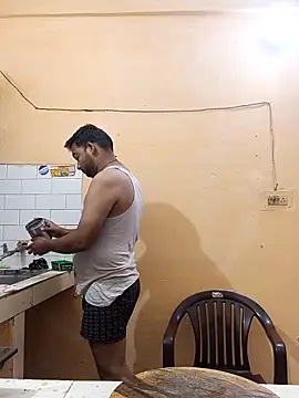 xyz-indian online show from November 2, 2025, 3:47 pm