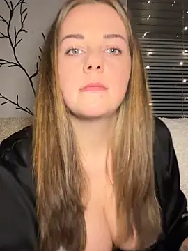 Snapshot of ItsLxsa chatting on September 30, 2025, 10:26 pm ItsLxsa online show from September 30, 2025, 10:26 pm