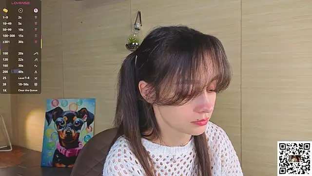 Snapshot of VineciaDestors chatting on October 10, 2025, 1:32 pm VineciaDestors online show from October 10, 2025, 1:32 pm