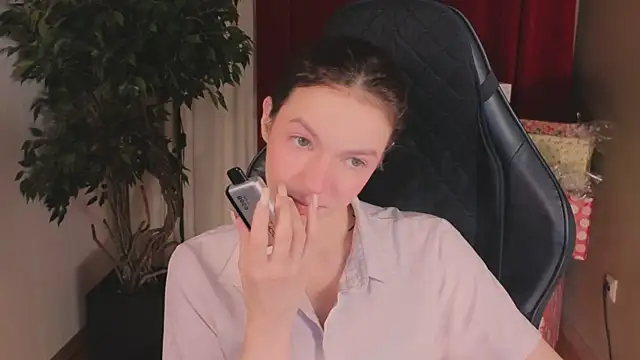 Loona Eclipse online show from November 28, 2025, 8:22 pm