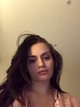 Snapshot of prettylittlefooxy chatting on November 10, 2025, 1:26 am prettylittlefooxy online show from November 10, 2025, 1:26 am