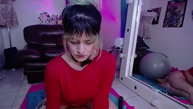 Snapshot of pom-purin chatting on June 16, 2026, 2:52 pm pom-purin online show from June 16, 2026, 2:52 pm