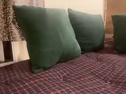 Snapshot of LustyDuoSecrets chatting on October 30, 2025, 5:35 pm LustyDuoSecrets online show from October 30, 2025, 5:35 pm