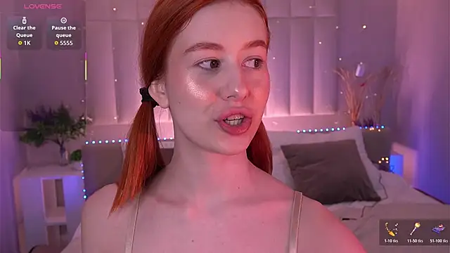 Snapshot of Lisafoxy_ chatting on November 29, 2025, 1:19 am Lisafoxy online show from November 29, 2025, 1:19 am