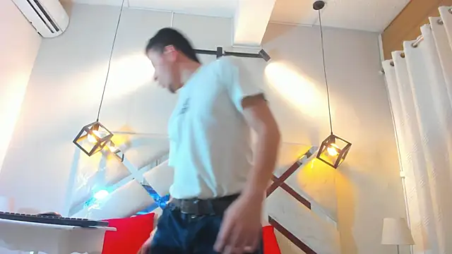 Eross Santy online show from April 7, 2026, 8:31 pm