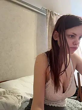 Snapshot of rinabluu chatting on January 12, 2026, 9:03 am rinabluu online show from January 12, 2026, 9:03 am