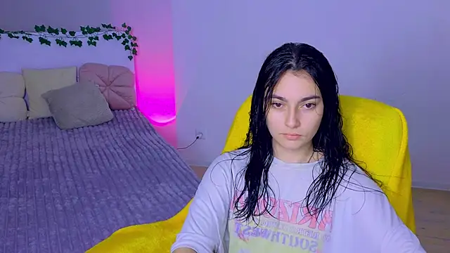 Andres sssss online show from September 24, 2025, 9:07 pm