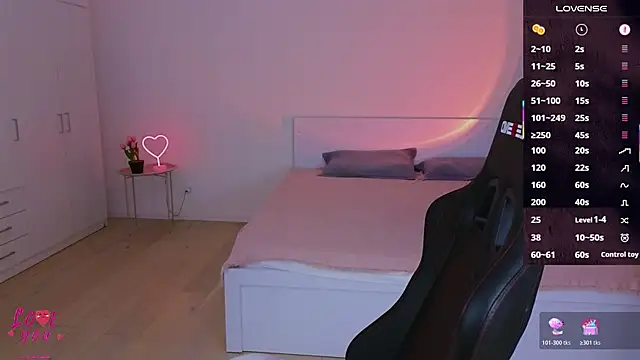 Snapshot of CuteAriel7 chatting on December 2, 2025, 5:41 pm CuteAriel7 online show from December 2, 2025, 5:41 pm