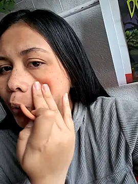 Alessandraa- online show from October 30, 2025, 3:02 pm