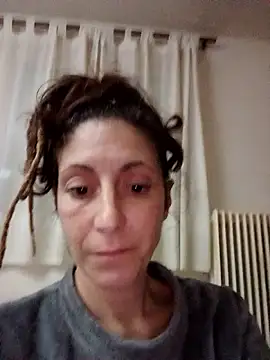 Snapshot of Ebtessamcachonda chatting on November 12, 2025, 10:30 pm Ebtessamcachonda online show from November 12, 2025, 10:30 pm