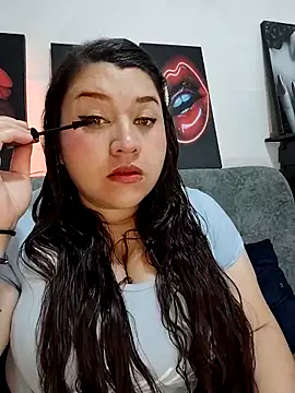 SafiroFer online show from December 18, 2025, 9:10 pm