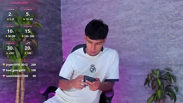 CHR58  online show from September 15, 2025, 12:49 pm