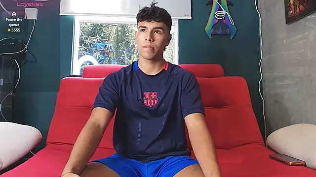 Snapshot of CHR58_ chatting on February 27, 2026, 8:09 pm CHR58 online show from February 27, 2026, 8:09 pm