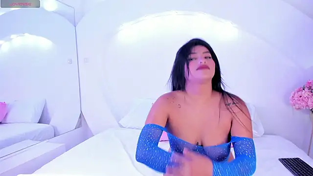 ScarletStarr online show from October 19, 2025, 4:24 am