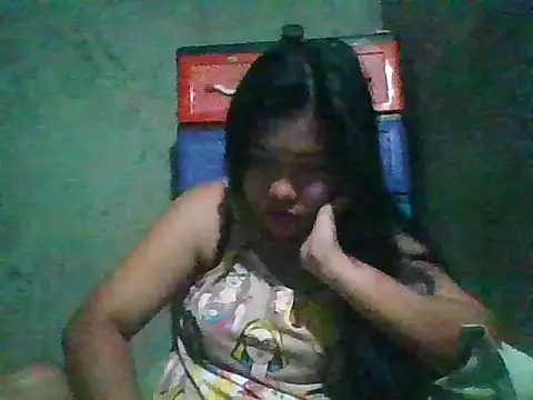 nikki zapphire online show from April 8, 2026, 1:44 pm