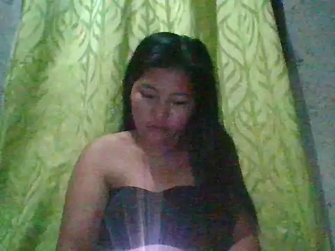 nikki zapphire online show from April 20, 2026, 8:21 pm