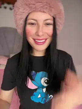 Mia salinass online show from April 5, 2026, 5:43 pm