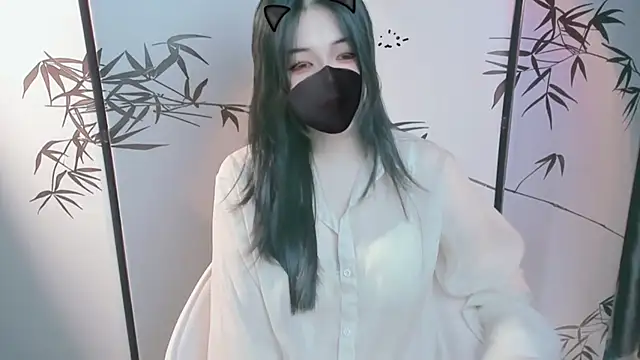 Sparkly Candy online show from November 10, 2025, 4:11 am