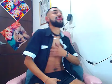 Snapshot of boybunnyerotic chatting on September 24, 2025, 10:29 am boybunnyerotic online show from September 24, 2025, 10:29 am