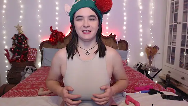 SilkenSin online show from December 20, 2025, 10:33 am