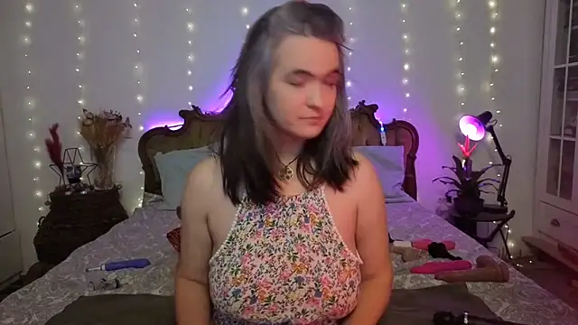 SilkenSin online show from March 8, 2026, 8:51 am