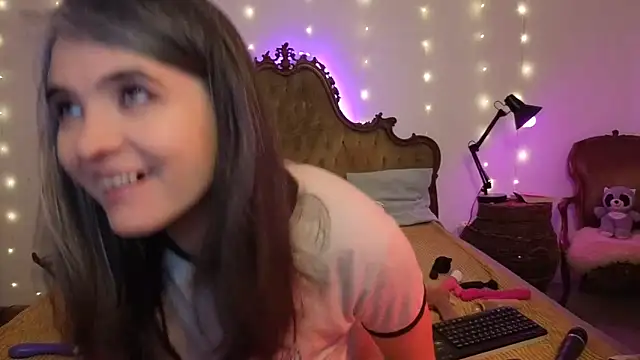 SilkenSin online show from March 16, 2026, 8:07 am