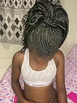 Snapshot of Crazyqueenxxx chatting on September 17, 2025, 10:50 am Crazyqueenxxx online show from September 17, 2025, 10:50 am