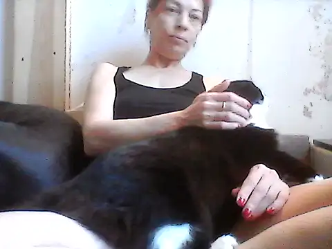 Snapshot of Milana38 chatting on May 27, 2026, 8:00 am Milana38 online show from May 27, 2026, 8:00 am