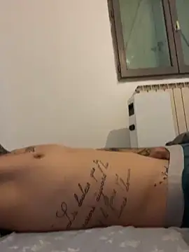 Snapshot of pimousssse chatting on November 8, 2025, 12:44 am pimousssse online show from November 8, 2025, 12:44 am