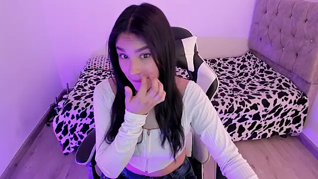 megaan cb online show from November 4, 2025, 1:10 pm