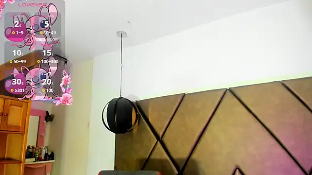 PenelopeGuzman   online show from May 23, 2026, 7:07 pm
