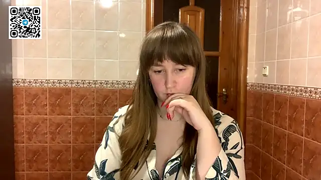 MaroonMoon  online show from December 13, 2025, 8:58 pm