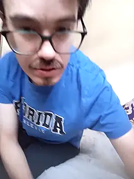 oscartres online show from September 19, 2025, 9:22 am