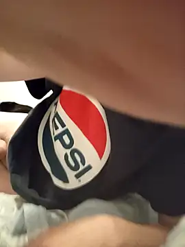 oscartres online show from November 1, 2025, 6:43 pm