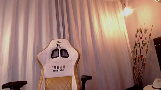 Meriiida online show from October 7, 2025, 3:47 am