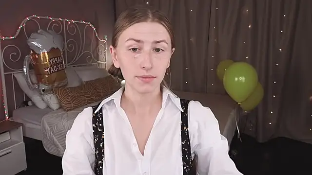 Snapshot of VesperaCeleste chatting on September 25, 2025, 2:04 am VesperaCeleste online show from September 25, 2025, 2:04 am