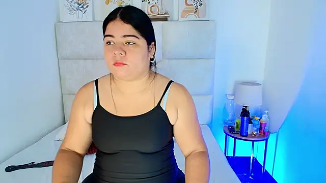 Snapshot of elizawiliamst chatting on June 16, 2026, 12:08 pm elizawiliamst online show from June 16, 2026, 12:08 pm